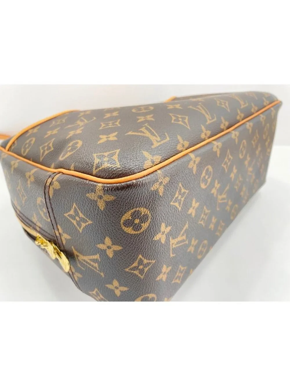 Louis Vuitton this authentic